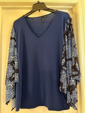 Alba Navy V-Neck Tunic with Paisley Flutter Sleeves